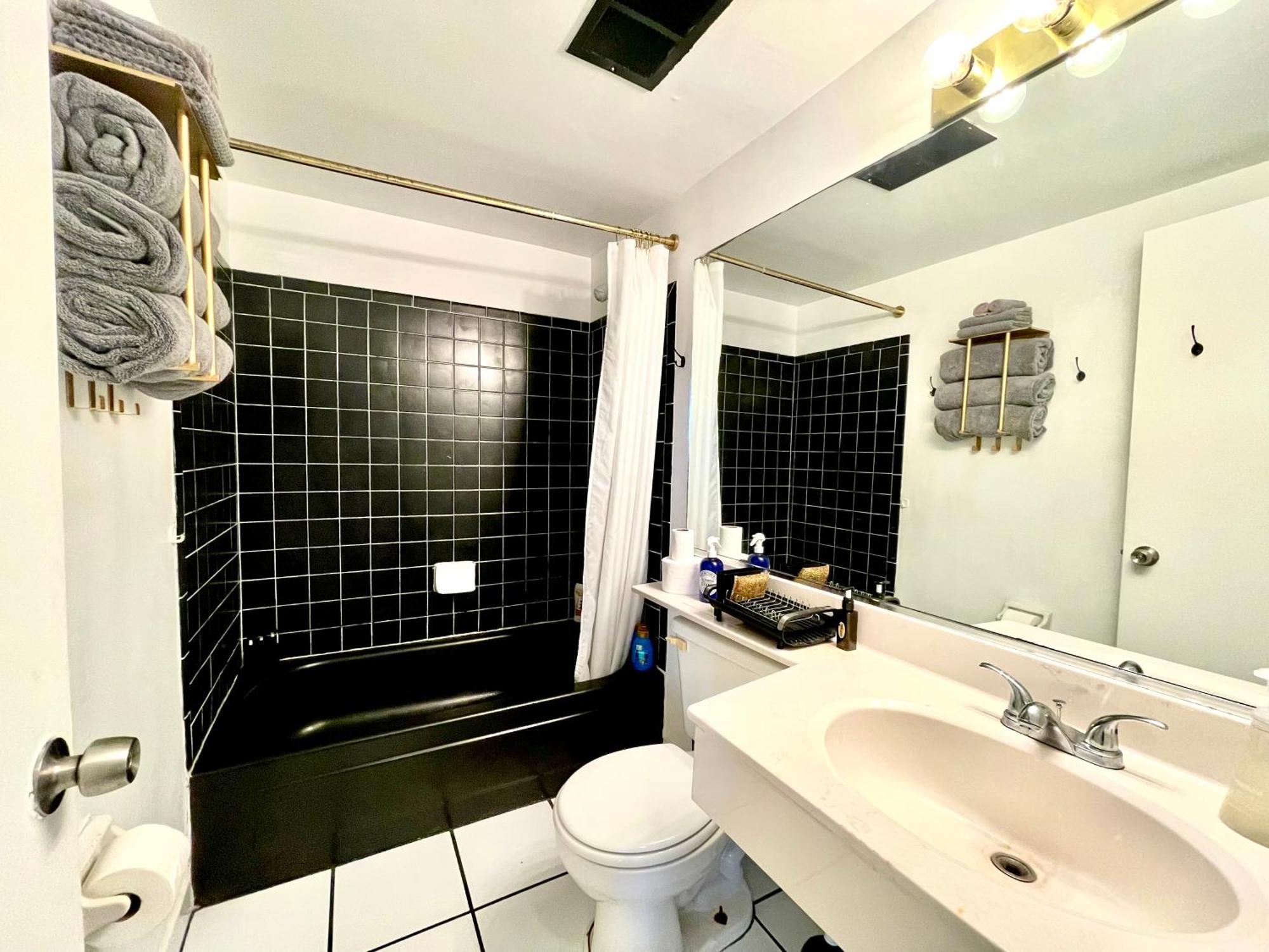 Sunset Studio Daytona Beachfront Exterior foto