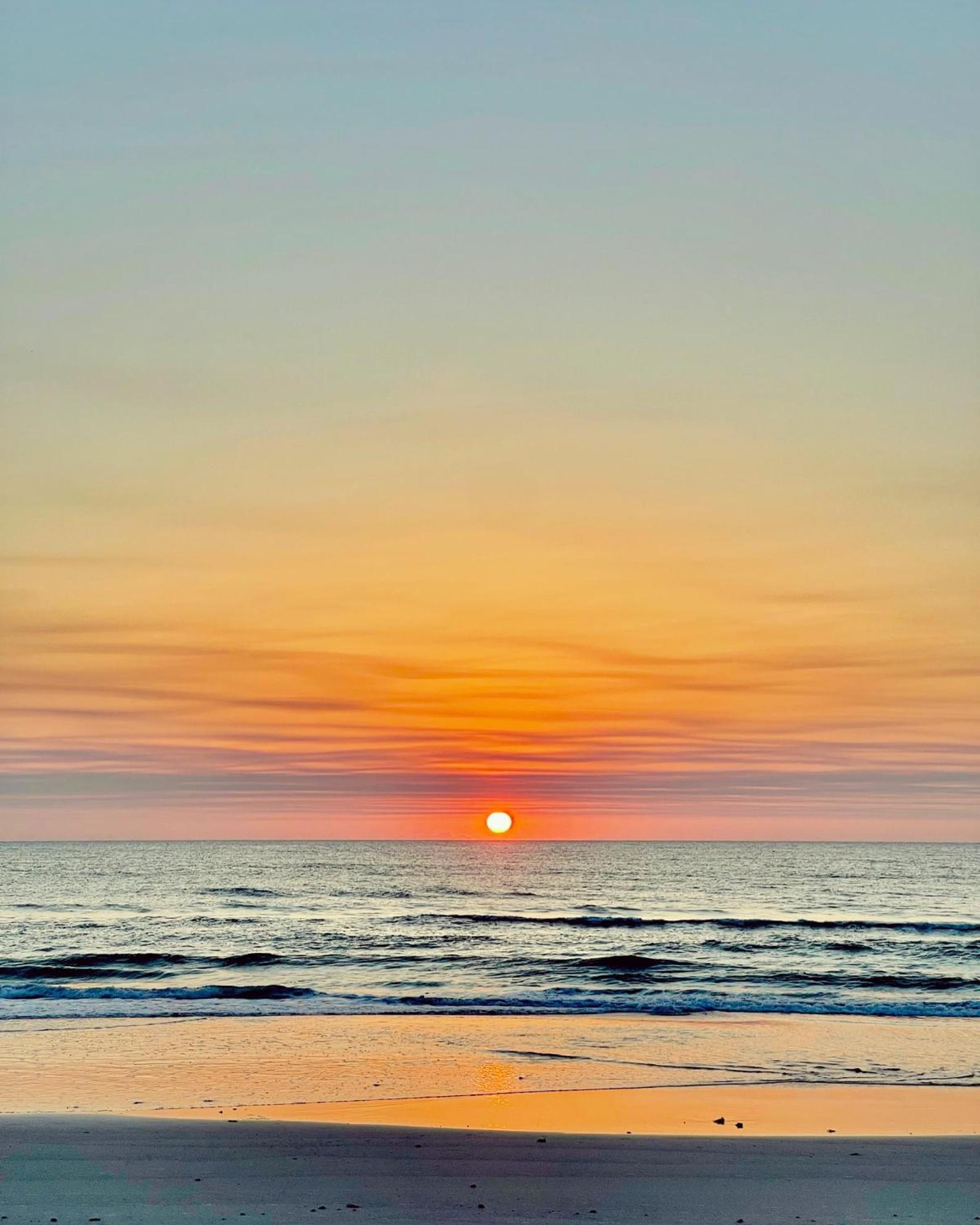 Sunset Studio Daytona Beachfront Exterior foto